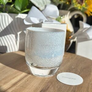 Stunning white glassybaby Snowglobe! 🎄